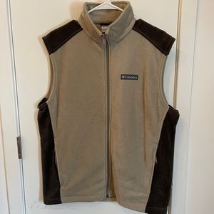 Columbia Fleece Vest - Men’s Size Medium - Never Worn
